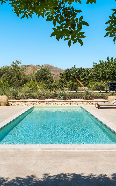 Villa Degli Aranci: bassin