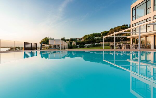 Villa Angelina: bassin