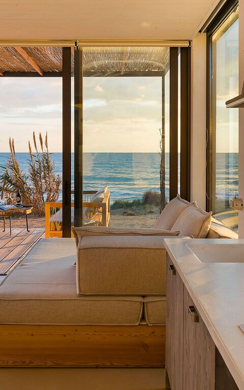 Circe: Cuisine, Salle à manger, Salon