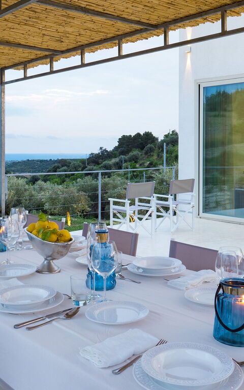 Villa Contra: Balcon / Terrasse / Patio, Extérieur