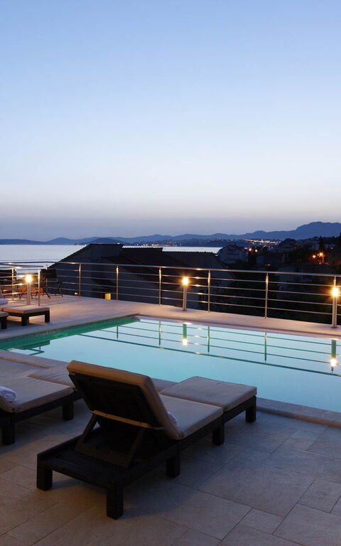 Villa Mermaid: bassin, Extérieur, Extérieurs