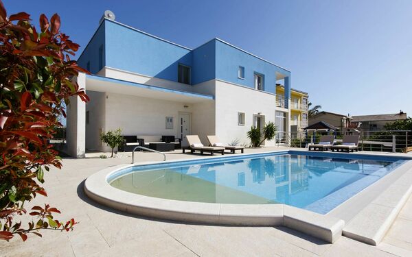 Villa Mermaid: bassin, Extérieur, Extérieurs