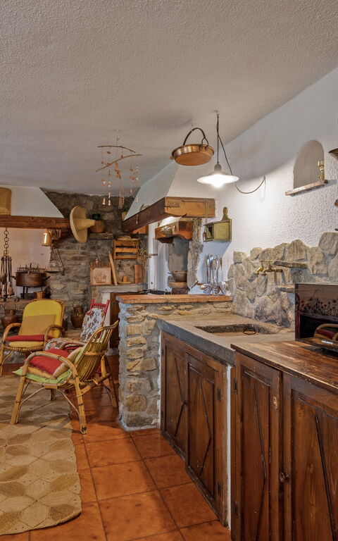 Casale Condottiero: Cuisine, Salle à manger