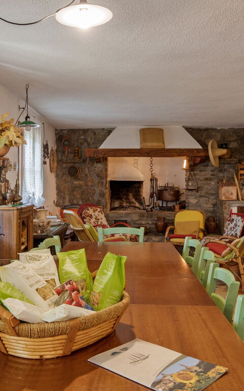 Casale Condottiero: Cuisine, Salle à manger