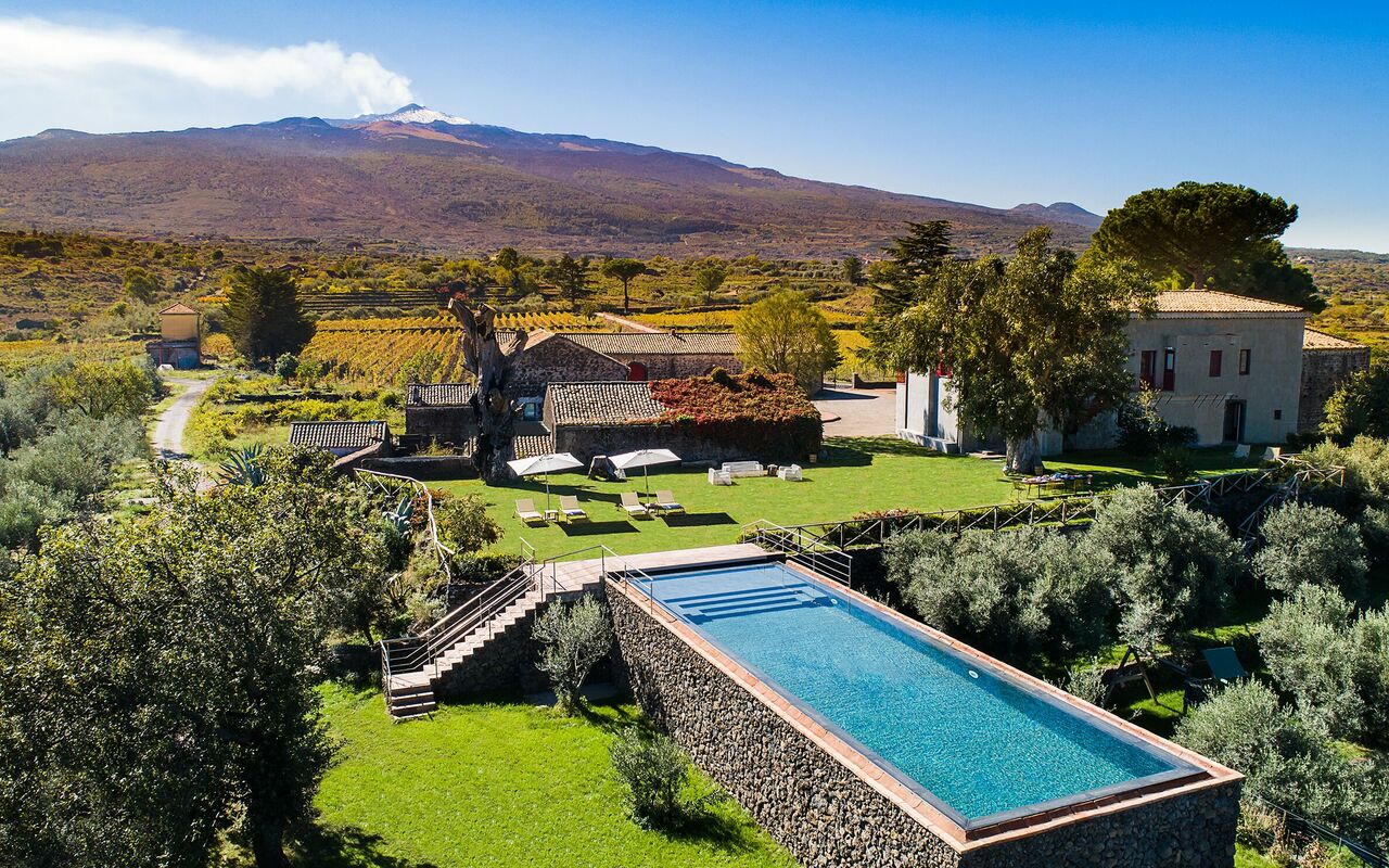 Etna Retreat: bassin, Jardin, Vues