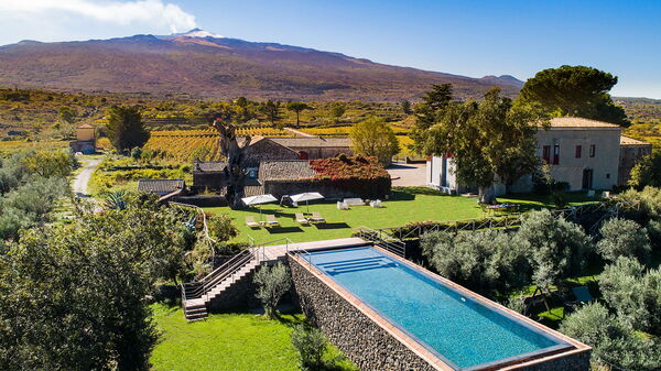 Etna Retreat: bassin, Jardin, Vues