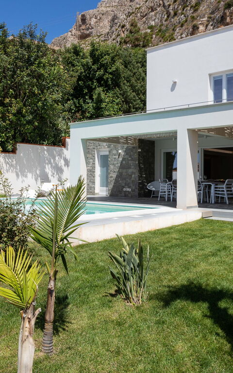 Villa Annalisa: bassin, Été, Extérieur, Jardin