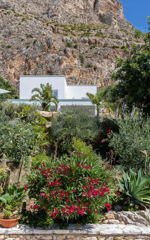 Villa Annalisa: Été, Extérieur, Jardin