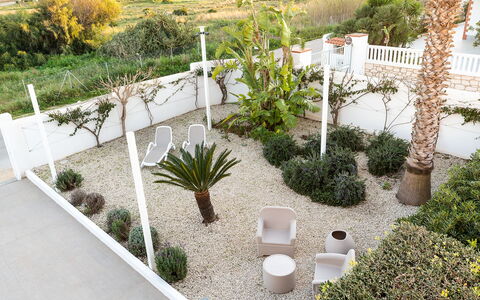 Logement Kalika: Jardin
