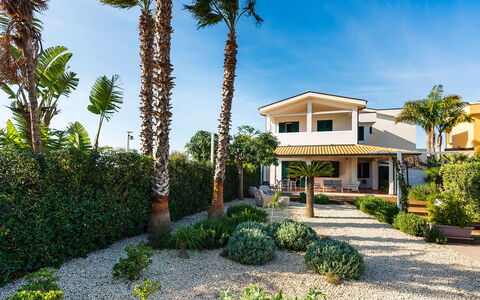 Logement Euthalia: Extérieur, Extérieurs, Jardin