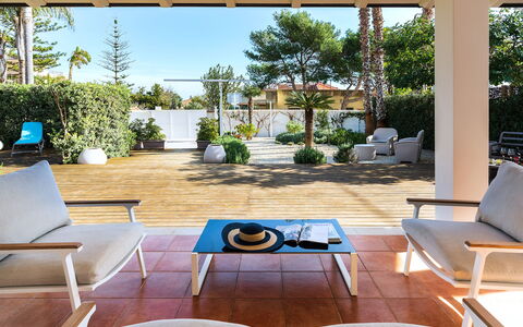 Logement Euthalia: Extérieur, Extérieurs, Jardin