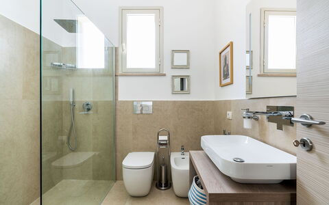 Logement Euthalia: Salle de bain