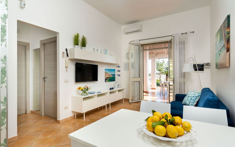 Logement Euthalia: Cuisine, Salle à manger, Salon