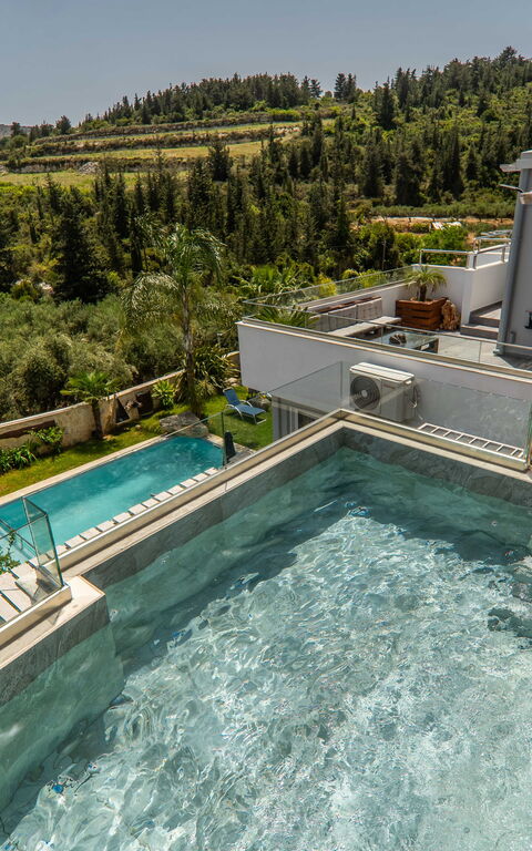 Villa Eftychia: bassin, Extérieur, Vues