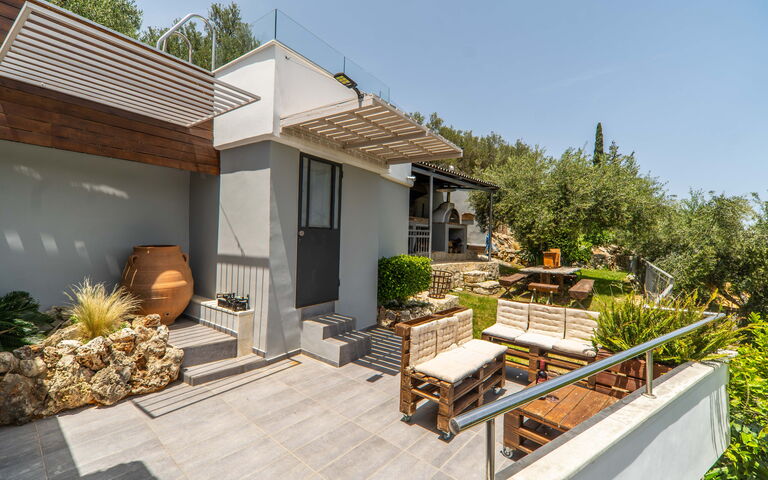 Villa Eftychia: Balcon / Terrasse / Patio, Extérieur