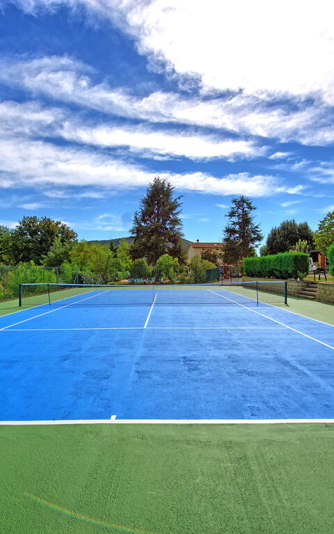 Zeffiro: Activités, Extérieur