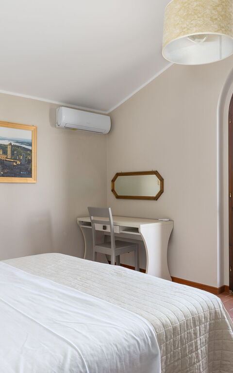 Villa Renina: chambre à coucher