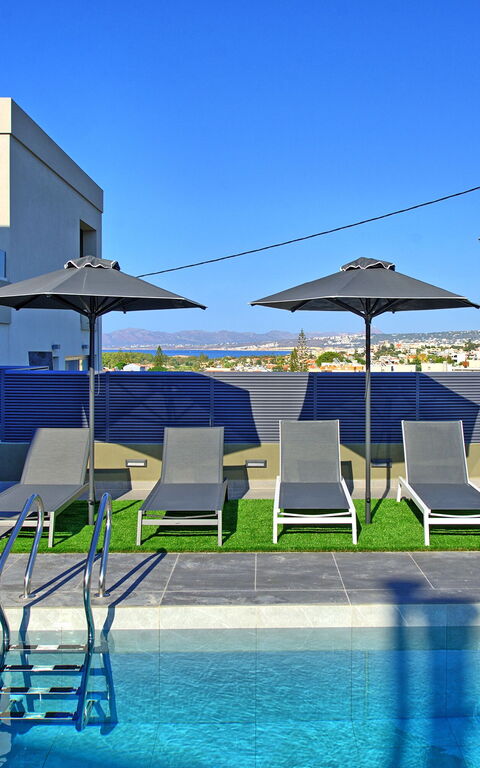 Villa Maripol: bassin, Extérieur, Jardin