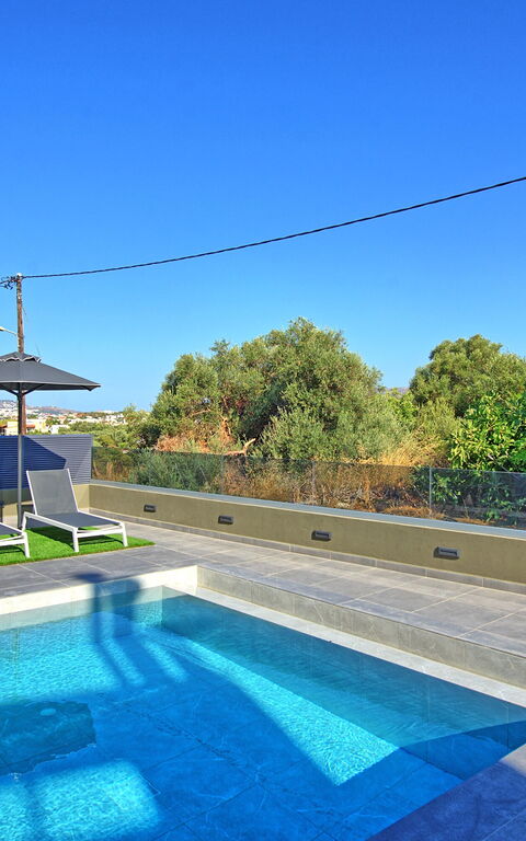 Villa Maripol: bassin, Extérieur, Jardin