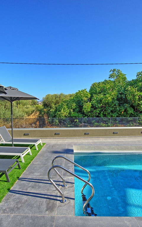 Villa Maripol: bassin, Été, Extérieur, Jardin