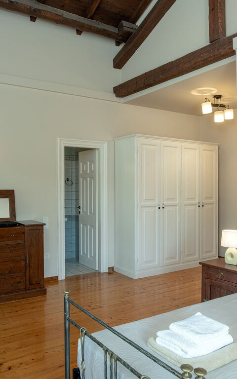 Villa Moyria: chambre à coucher