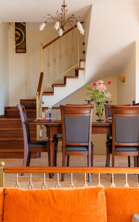 Villa Dinos: Salle à manger