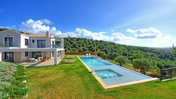 Villa Ebellina: bassin