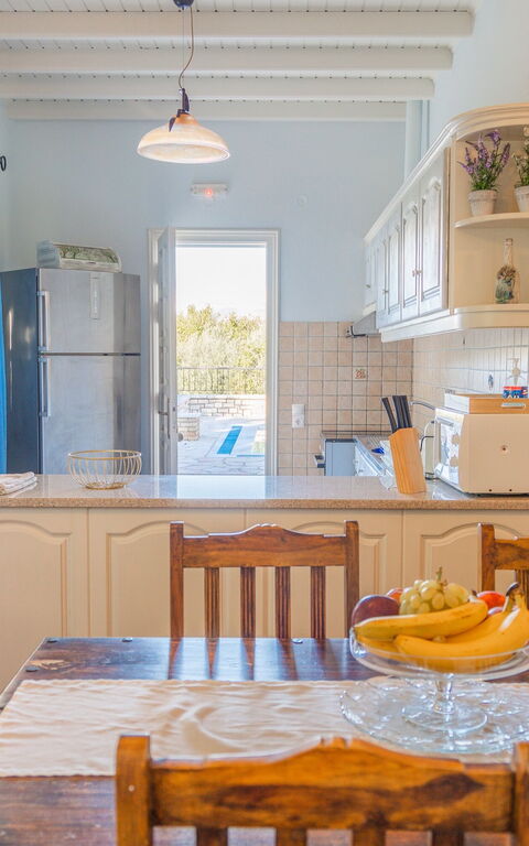 Villa Dimitris: Cuisine, Salle à manger