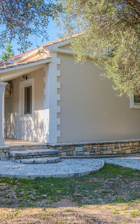 Villa Dimitris: Extérieur, Jardin