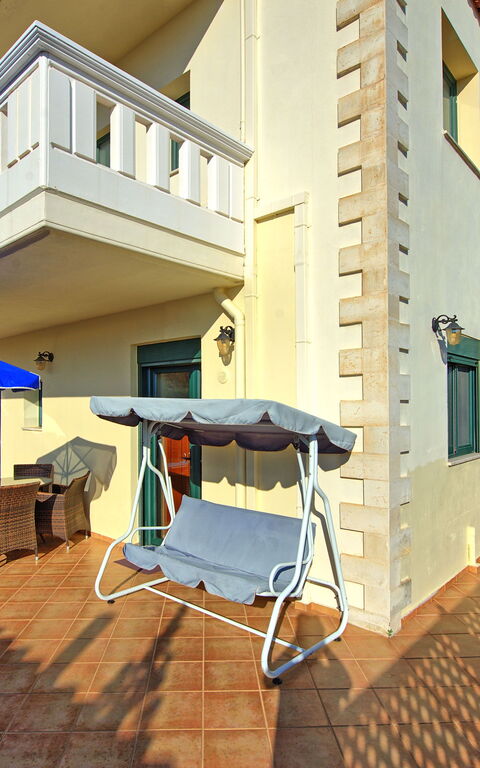 Villa Koules: bassin, Extérieur, Jardin