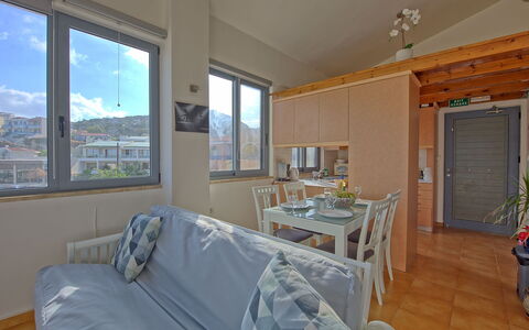 Logement Emmanouela: Salle à manger, Salon