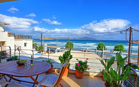 Logement Emmanouela: Extérieur, Vues