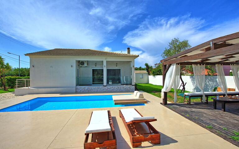 Beach Villa Christina: bassin