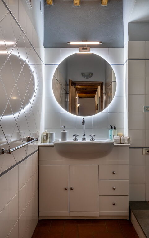 San Guido: Salle de bain