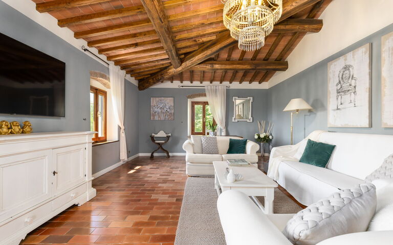 San Guido: Salon