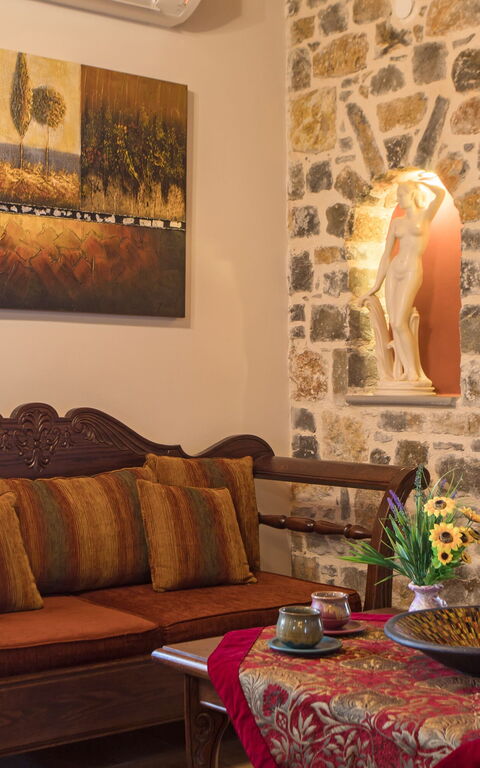 Villa Antina: chambre à coucher, Salon