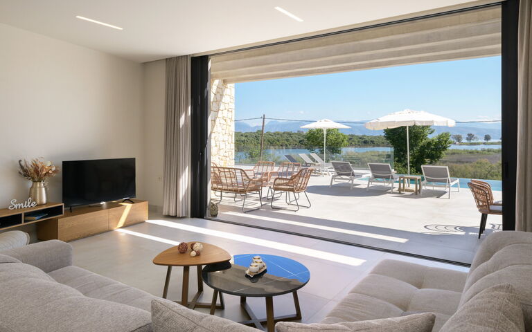 Villa Waterlily: Salon