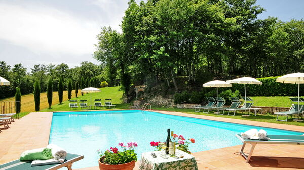 Casale Chieteno: bassin, Été, Extérieur