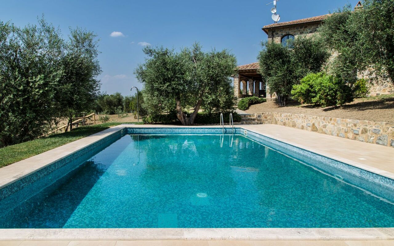 Villa Chiugi: bassin