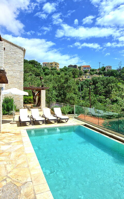 Villa Yaisemi: bassin