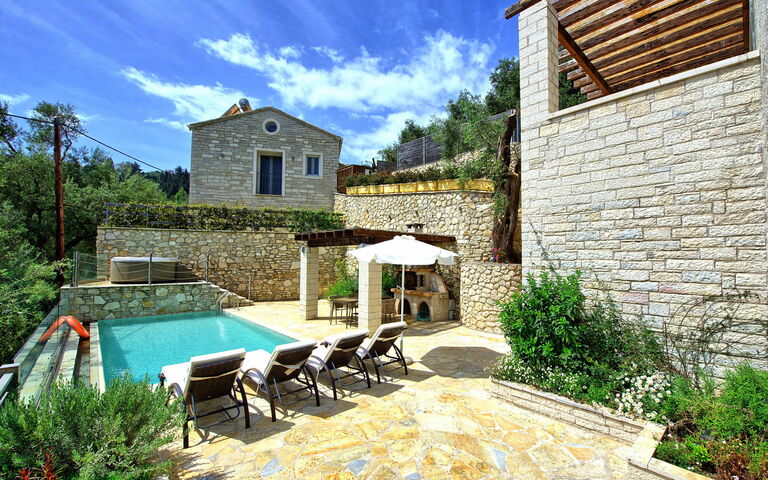 Villa Yaisemi: bassin