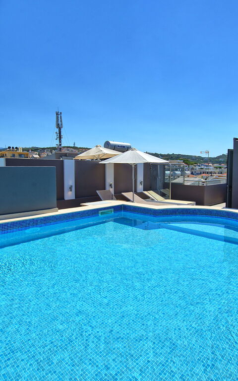 Cabanavillas Casablanca: bassin, Été, Extérieur