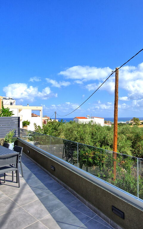 Villa Popi: Jardin, Vues