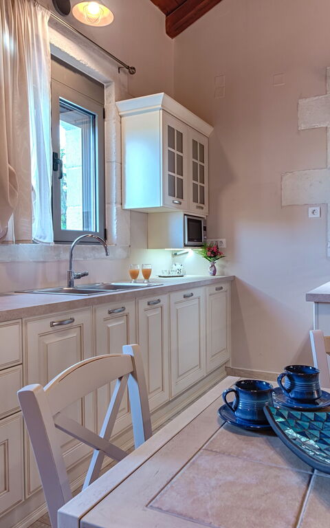 Villa Despanto: Cuisine, Salle à manger