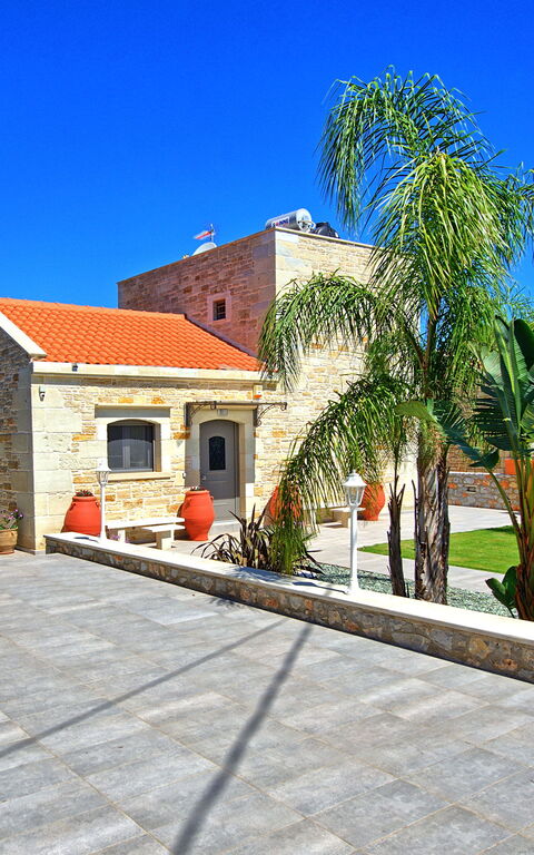 Villa Despanto: Extérieurs