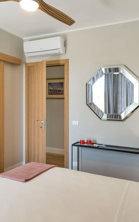 Villa Colleverde: chambre à coucher