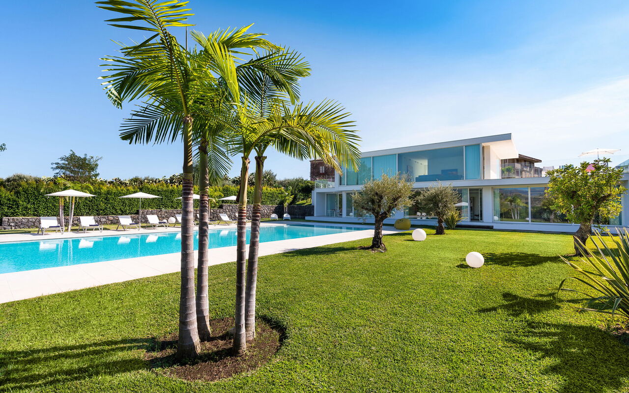 Villa Greta: bassin, Jardin