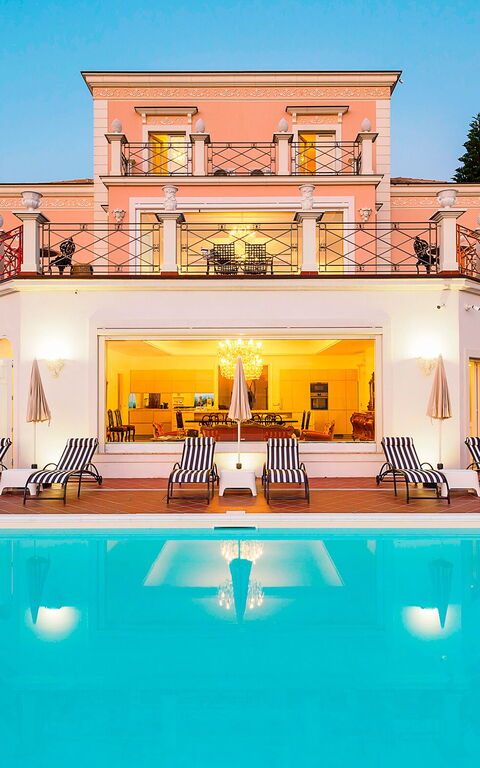 Villa Estella: bassin, Extérieur