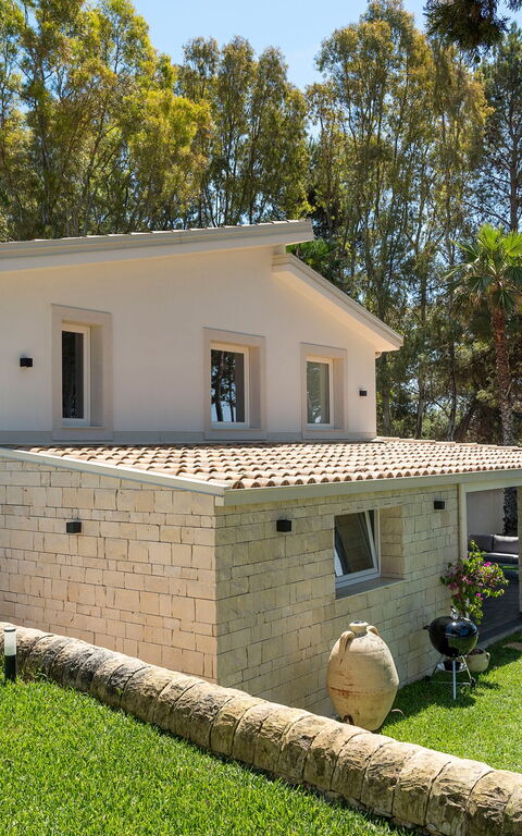 Marinella Punta Milocca: Extérieur, Jardin