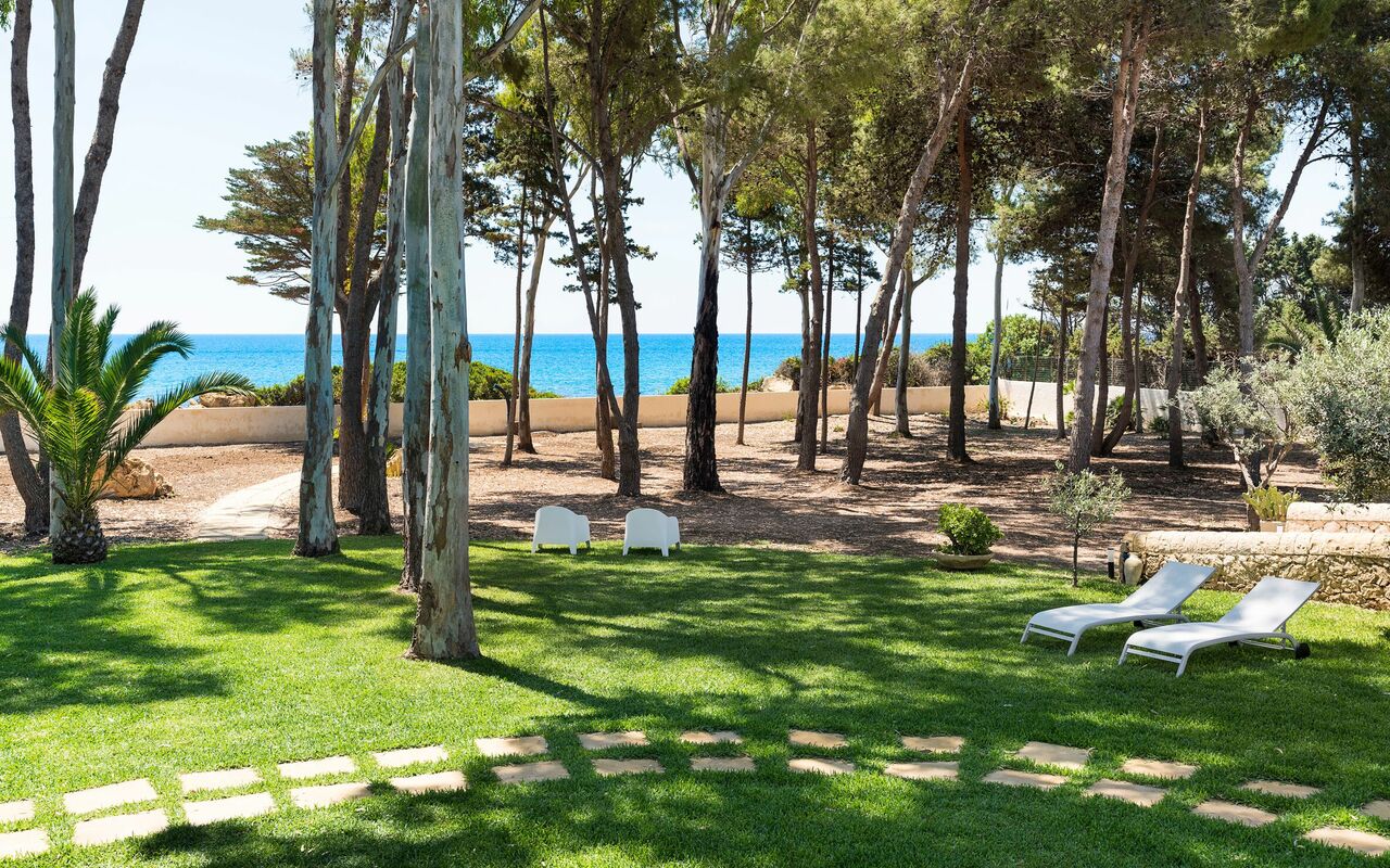 Marinella Punta Milocca: Extérieur, Jardin